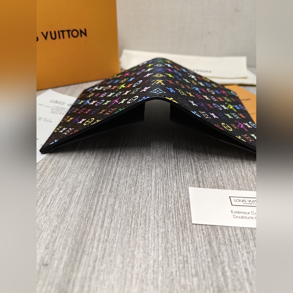 LV x TM Passport Cover Wallet - Picture 5 of 10